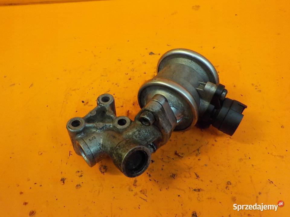 AUDI TT 8N LEON 18 T 04r zawor powietrza mazowieckie Suków