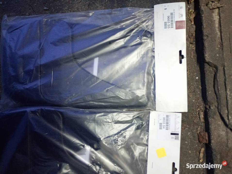 Chlapacze nowe komplet JumperBoxer Pozostałe Części samochodowe Zabrze