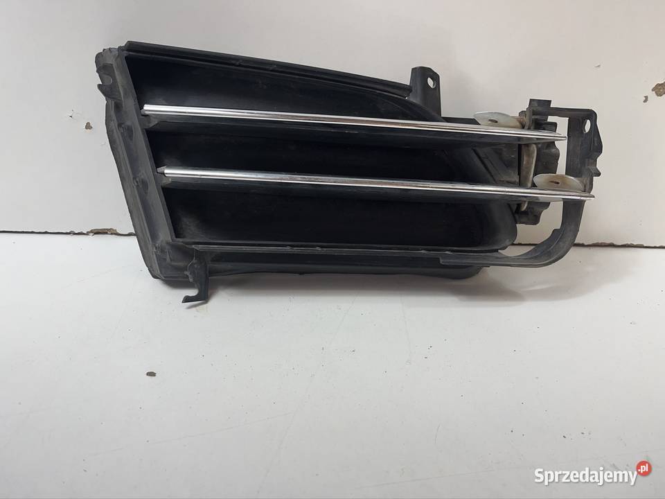 ŻALUZJA KRATKA ZDERZAKA PRAWA TESLA MODEL S Międzychód