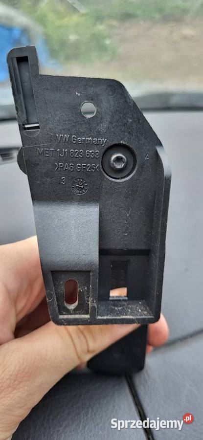 Mechanizm otwarcia maski Vw Golf 4 Bora
