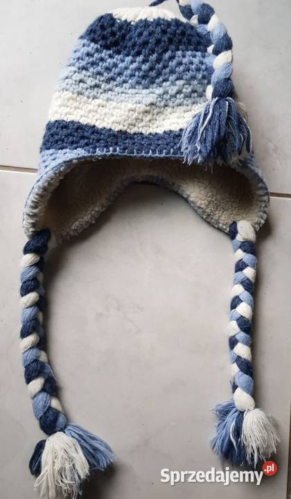 wełniana czapka z warkoczami z misiem futerkiem Kielce