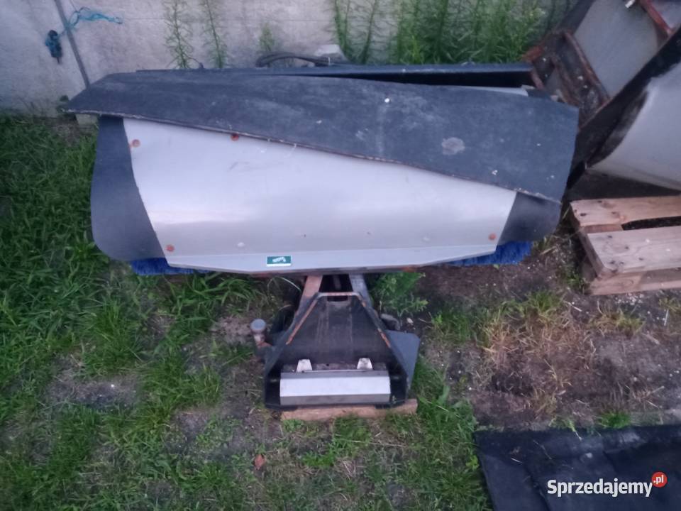 Egholm zamiatarka piaskarka spych opolskie Strzelce Opolskie