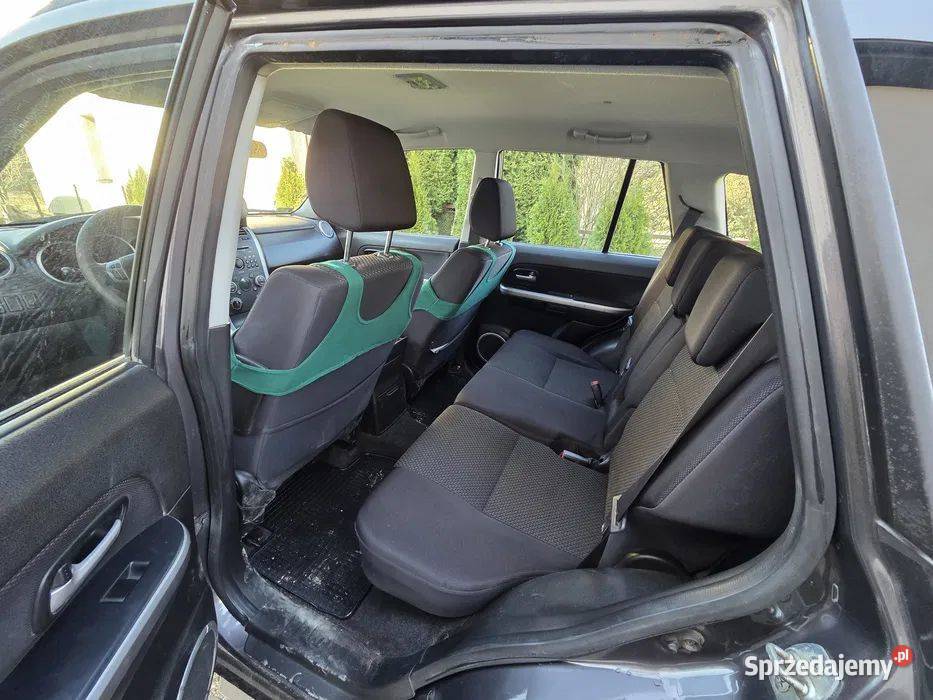 Suzuki Grand Vitara 20 benzyna 20092010 salon Działoszyce sprzedam