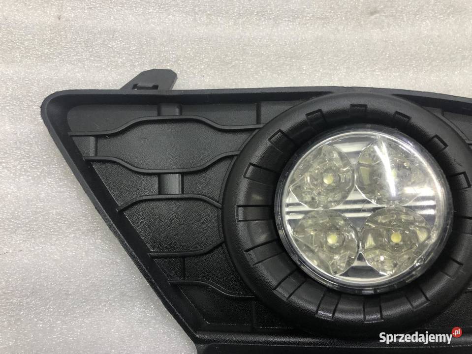 KRATKA ZDERZAKA PRAWA RENAULT TWINGO II