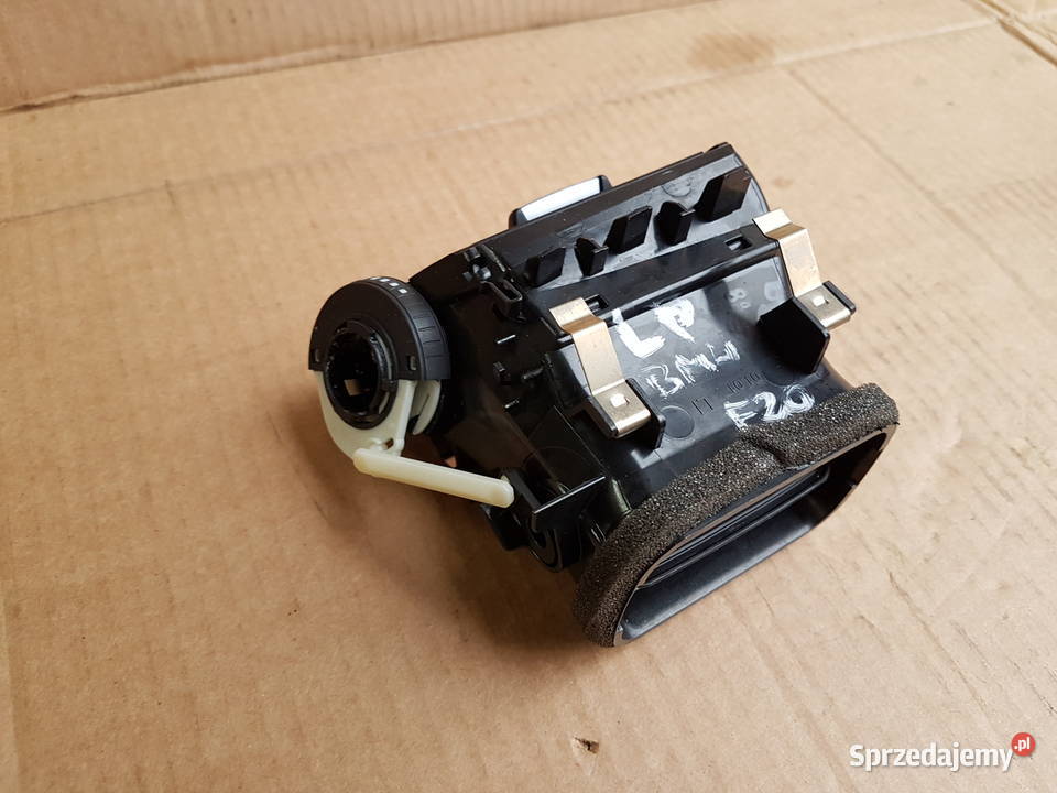 BMW 1 120 F20 f21 LIFT kratka nawiewu ogrzewania Legnica sprzedam