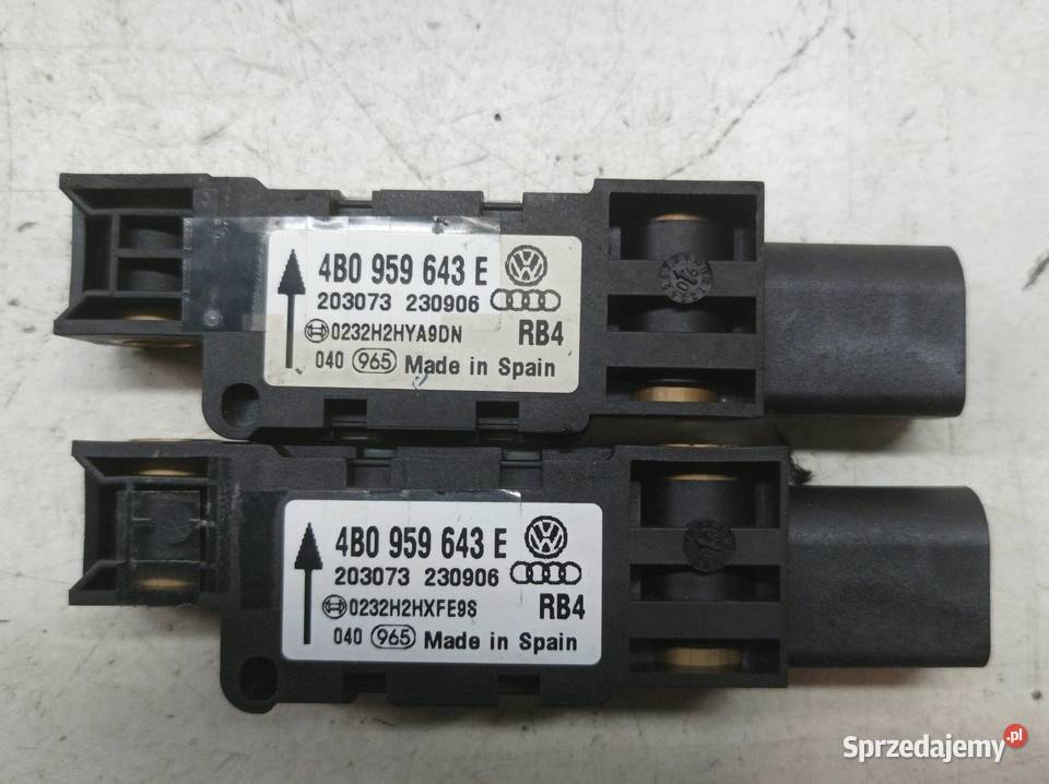 CZUJNIK SENSOR UDERZENIOWY KOMPLET 4 7L0909606B Rok produkcji 2006 sprzedam