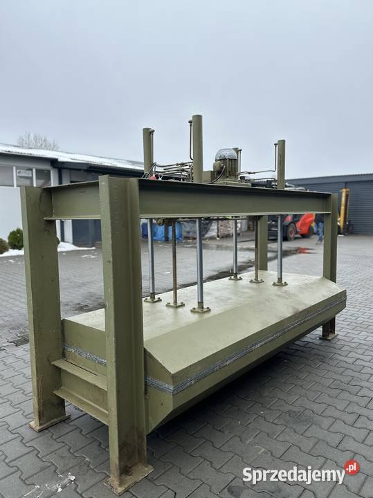 Prasa półkowa hydrauliczna BAIONI 2500x1200 mm