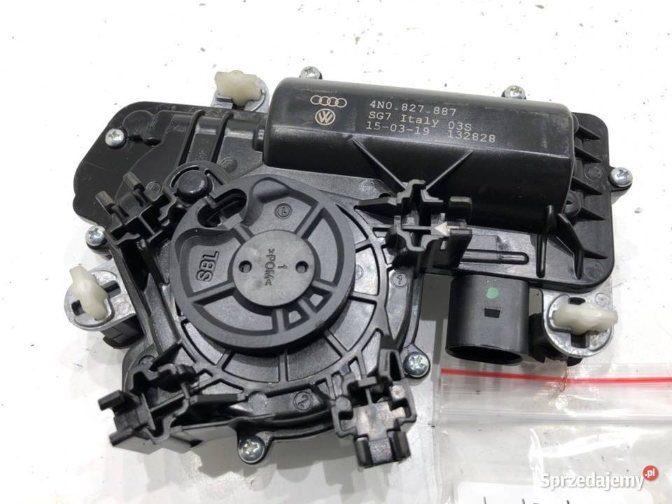 DOCIĄG KLAPY TYŁ AUDI A8 D5 4N0827887 30 286 podkarpackie