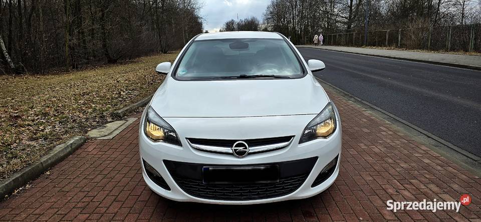 Opel Astra J 14 turbo 120 super stan tech VAT marża Czeladź