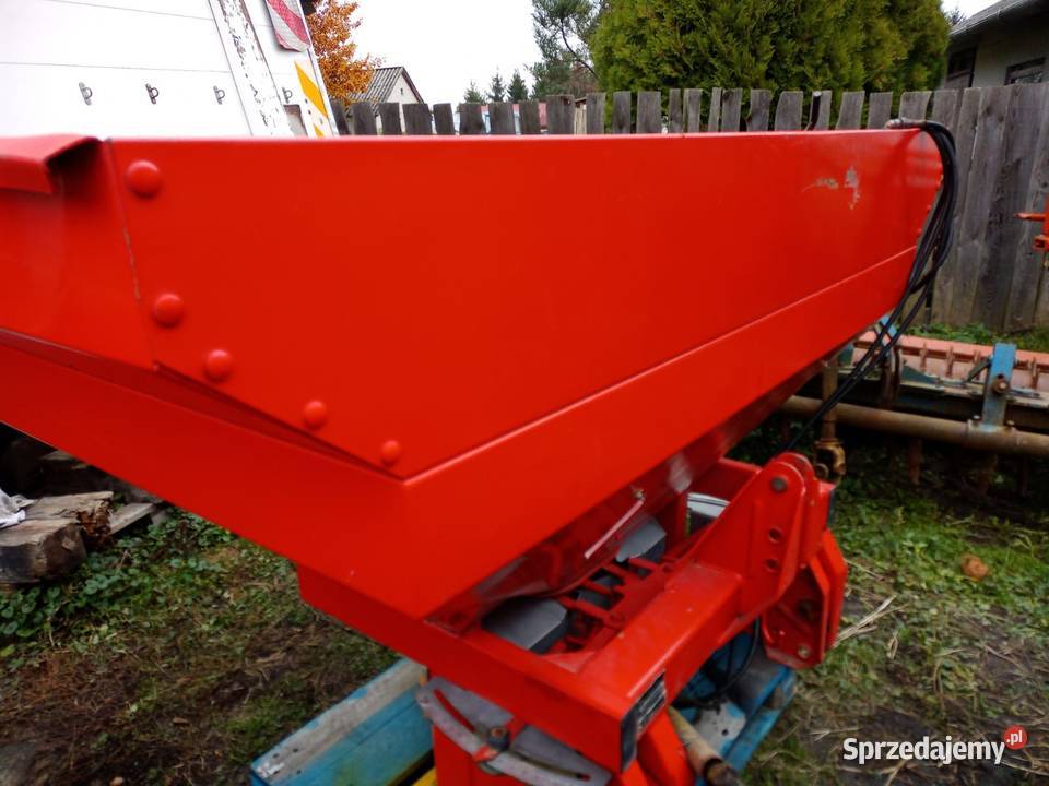 Rozsiewacz do nawozu Kuhn nieuszkodzony Chełm sprzedam