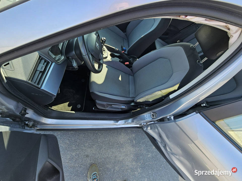 Seat Arona Arona 50 światła do jazdy dziennej Pleszew