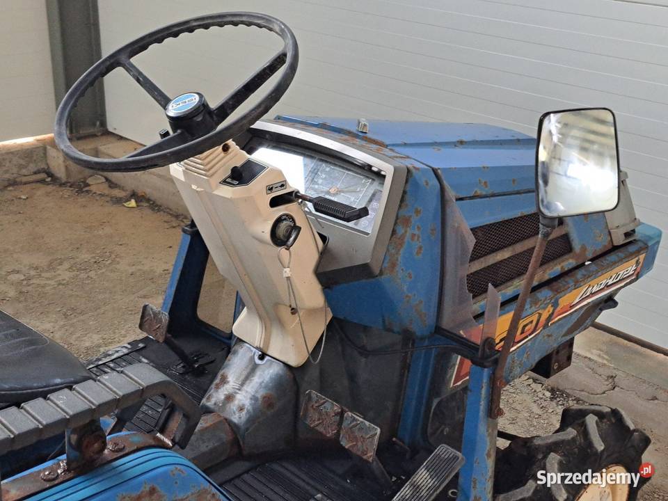 Traktorek traktor ISEKI TU120F 12 44 Małuszyn sprzedam