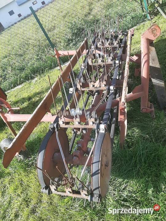 Przewracarka zgrabiarka pasowa do siana 3rzedowa Jasło