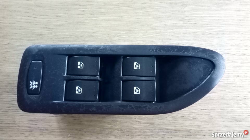 Panel sterowania szybami renault laguna Maruszyna