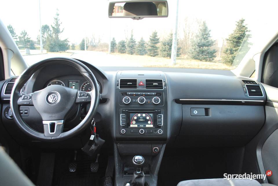 Volkswagen Touran Klima Czujniki Parkowania Hak nieuszkodzony Touran małopolskie Nowy Sącz