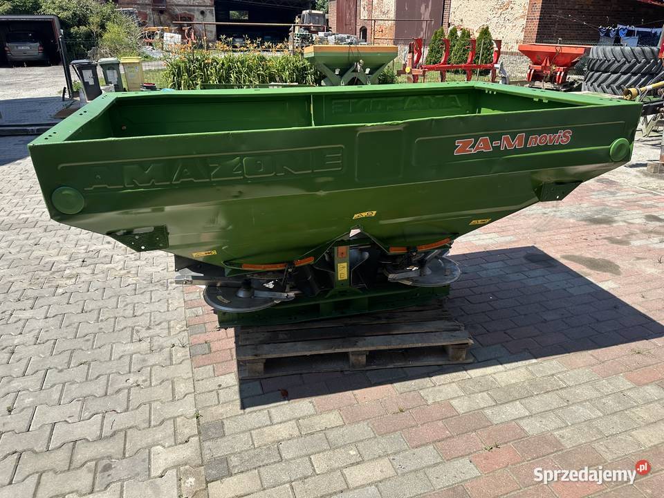 Rozsiewacz Amazone ZAM Novis 1500l Kostomłoty