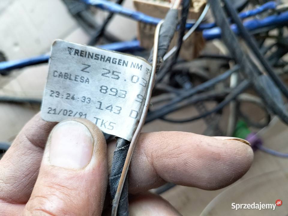 AUDI 80B3 80 B3 16 INSTALACJA WIĄZKA ELEKTRYCZNA Kamień-Kolonia sprzedam