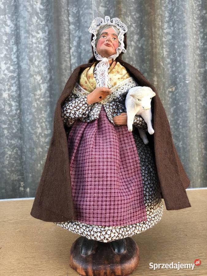 Figurka kobieta Łowicz