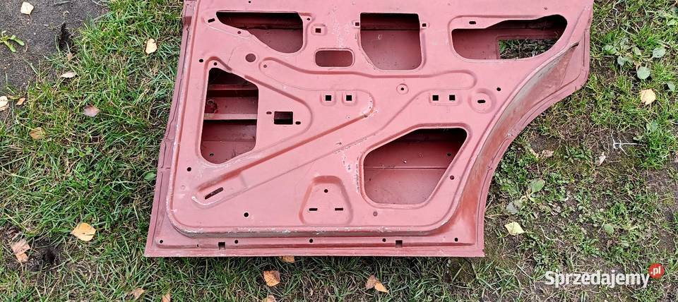 Polonez nowe drzwi prawy tyl