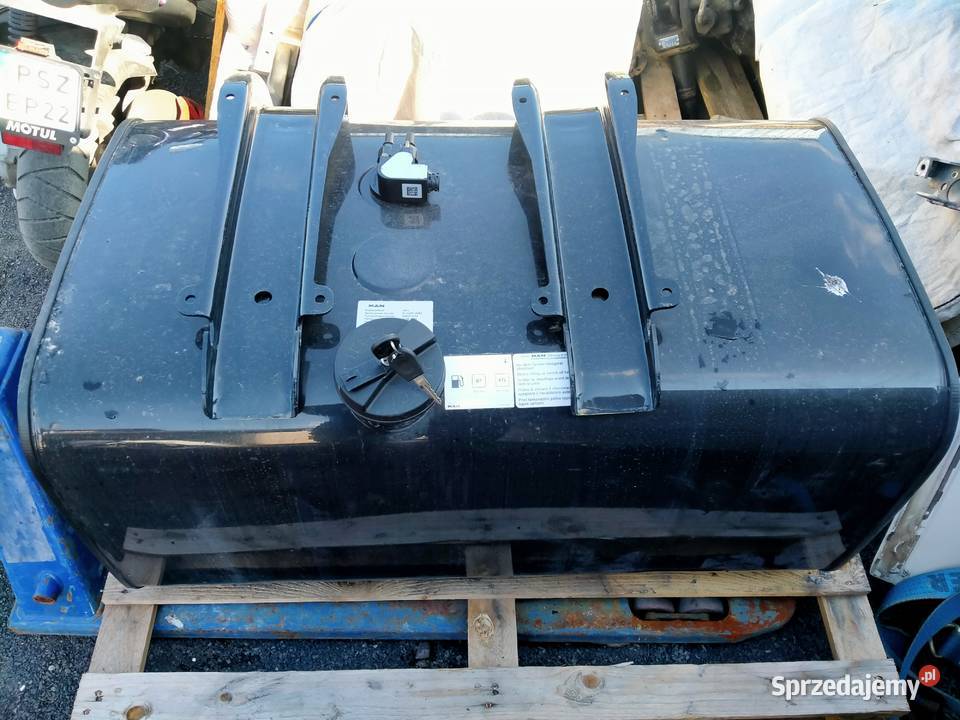 MAN ZBIORNIK PALIWA 300L 81122016893