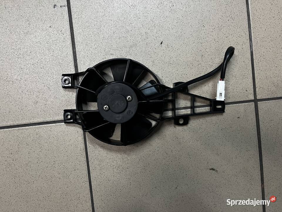 Wentylator Piaggio XEVO 125 Brzeszcze sprzedam