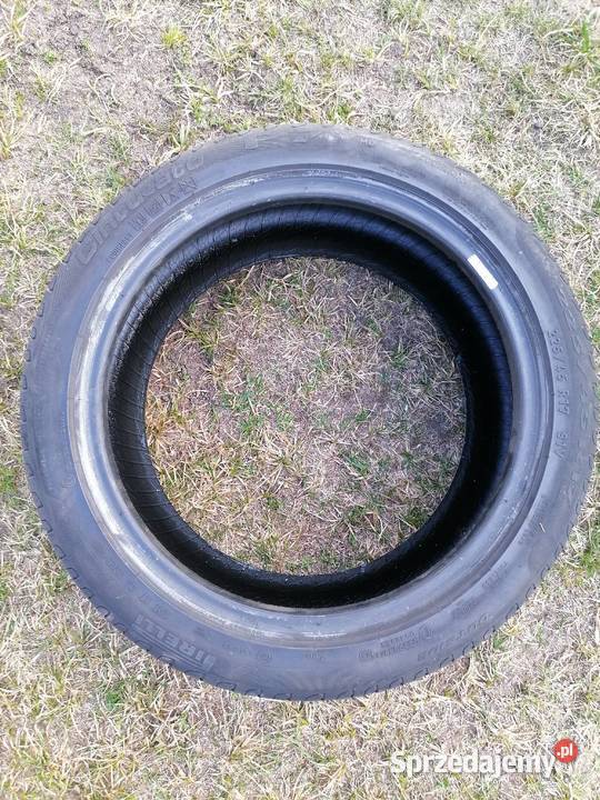 Opona Pirelli Cinturato P7 22545R17