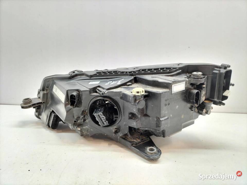 LAMPA PRZÓD PRAWA EUROPA FULL LED 3V1941016E osobowe