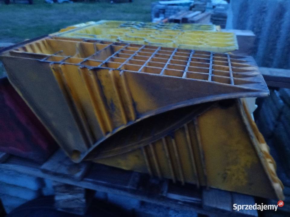 Klin pod kolo żółty naczepa tir wielkopolskie Zaborowice