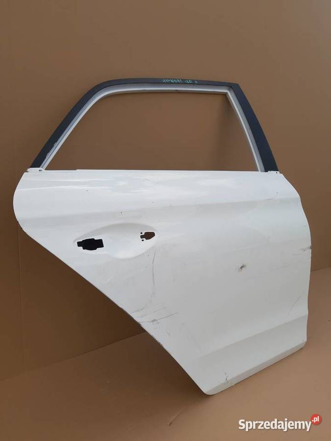 HYUNDAI I20 II DRZWI PRAWY TYŁ PRAWE TYLNE Karoseria Trzciel