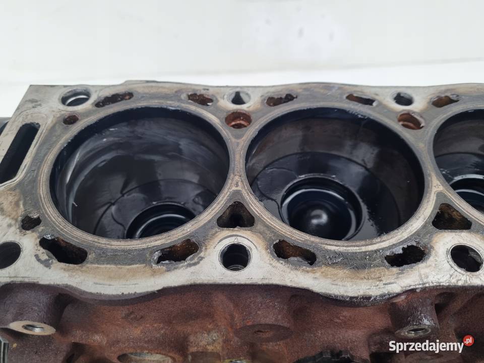 DÓŁ SILNIKA BLOK WAŁ TŁOKI Volvo V70 III S80 II