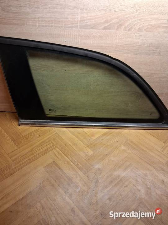 Opel Vectra C 19 CDTI kombi 07r Szyba boczna