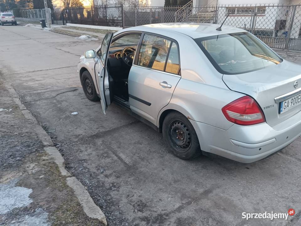 Nissan Tiida Rok produkcji 2007 Motoryzacja Łódź sprzedam