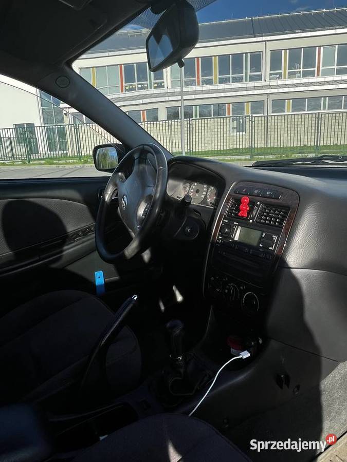 Toyota Avensis 2002 Warszawa