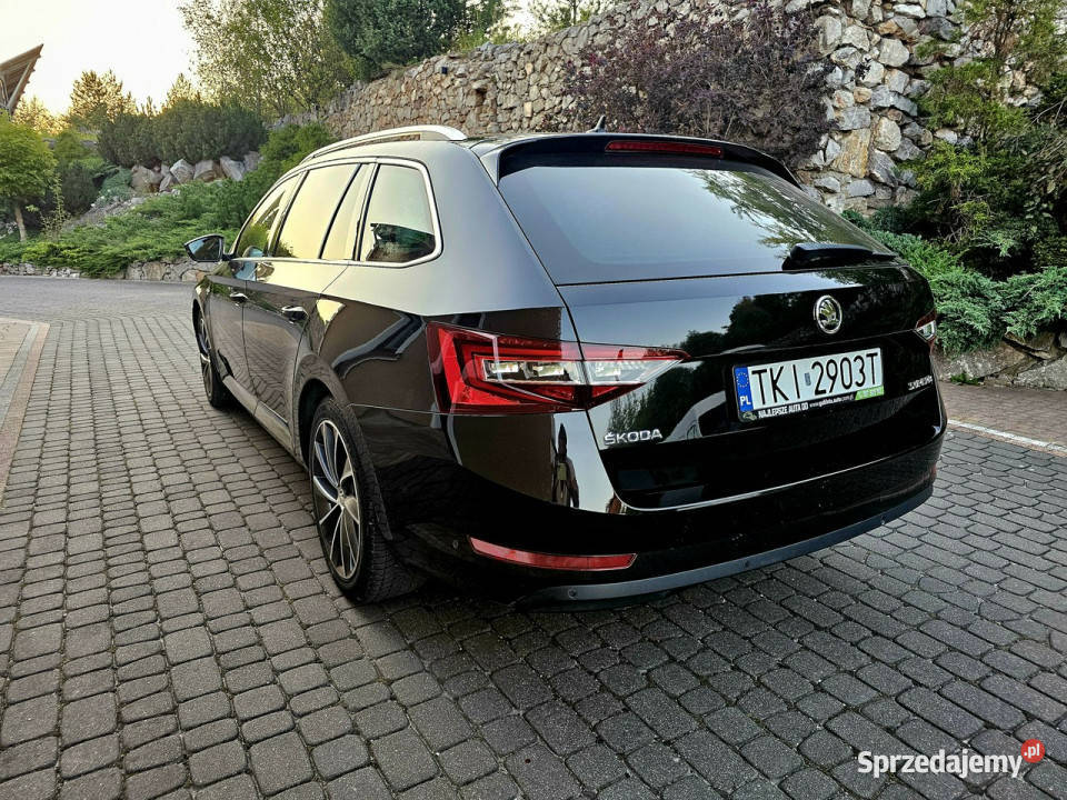 koda Superb LaurinKlement Serwis Bazwypadek kurtyny powietrzne