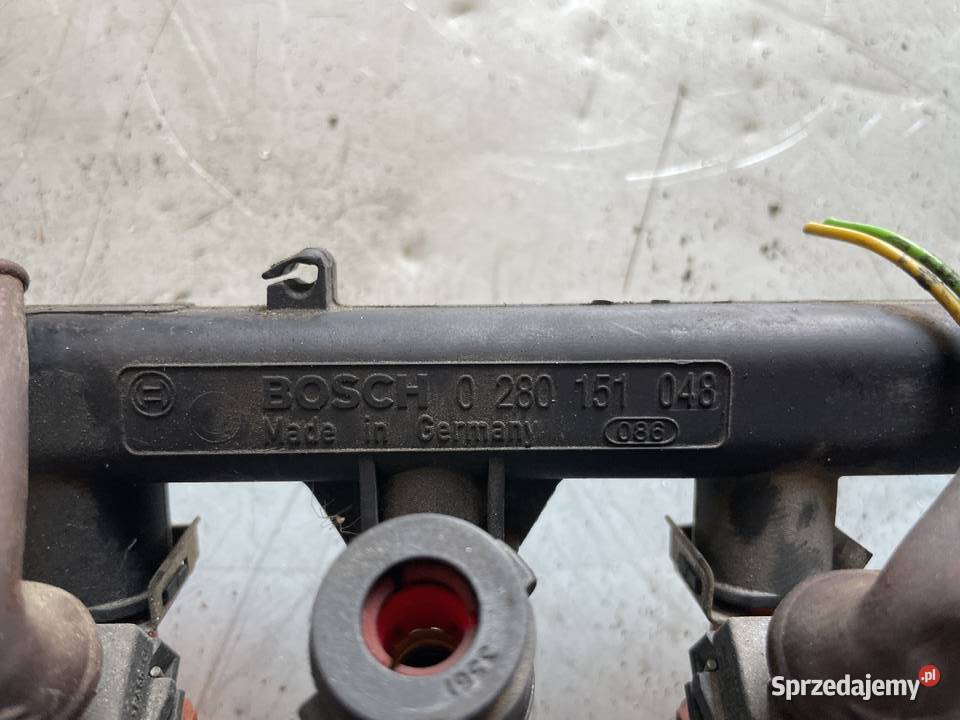 listwa wtryski 0280151048 alfa romeo 18ts dolnośląskie Jelcz-Laskowice sprzedam