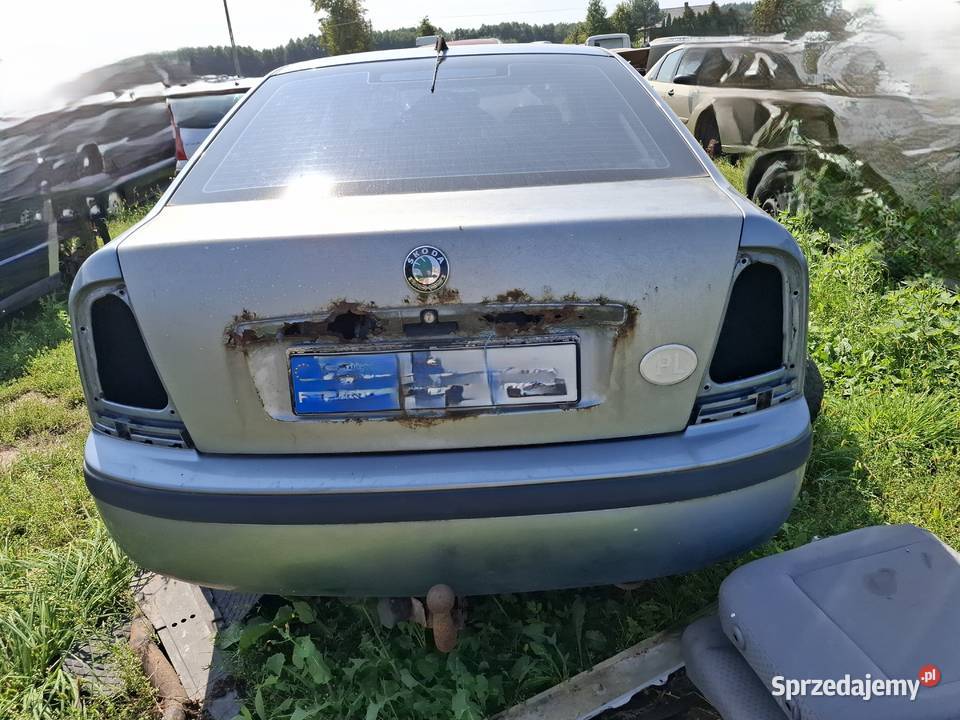 Samochód Skoda Octavia 16B 03r Rok produkcji 2003 Wisznice