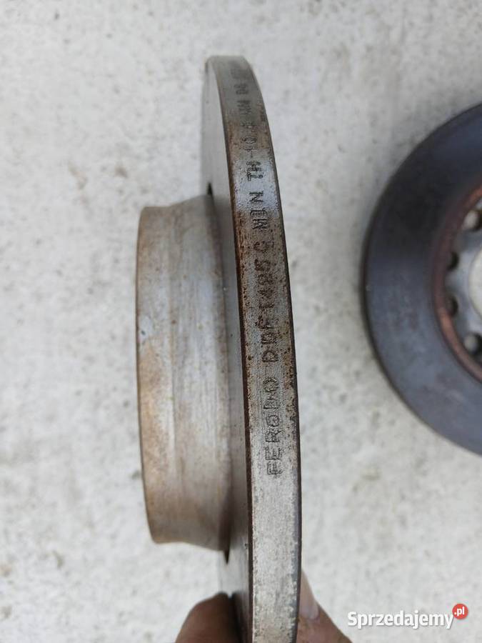 Audi A4 B6 B7 tarcza hamulcowa tył 254mm 2 Szczerbice sprzedam