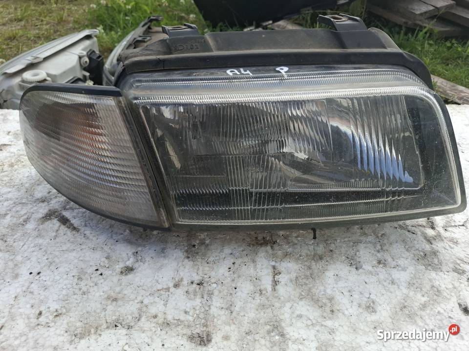 Lampa Prawa Przednia Audi A4 B5 Bosch
