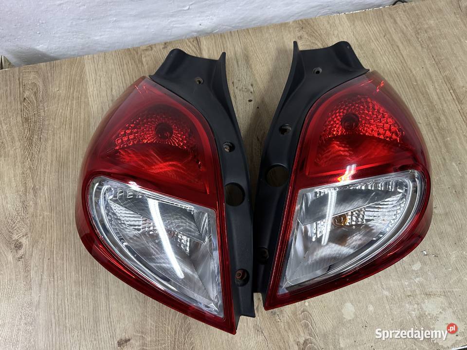 Renault Clio III 3 Lift Hatchback Lampy Tył Pszczyna