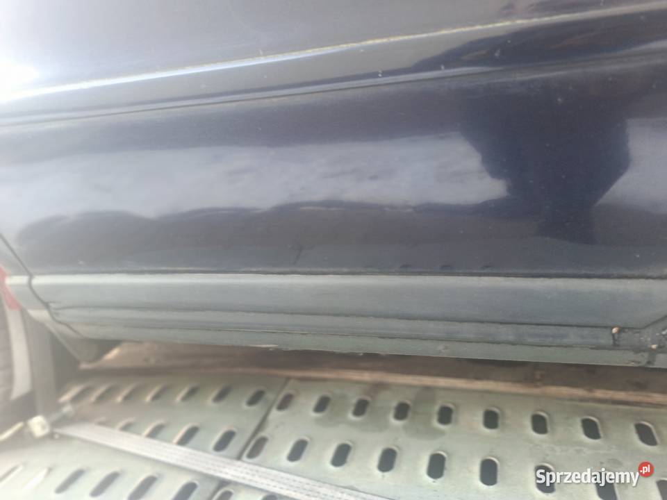 Drzwi Gołe Tył Prawa LZ5L Audi A4 B5 a44 Karoseria Myszków sprzedam