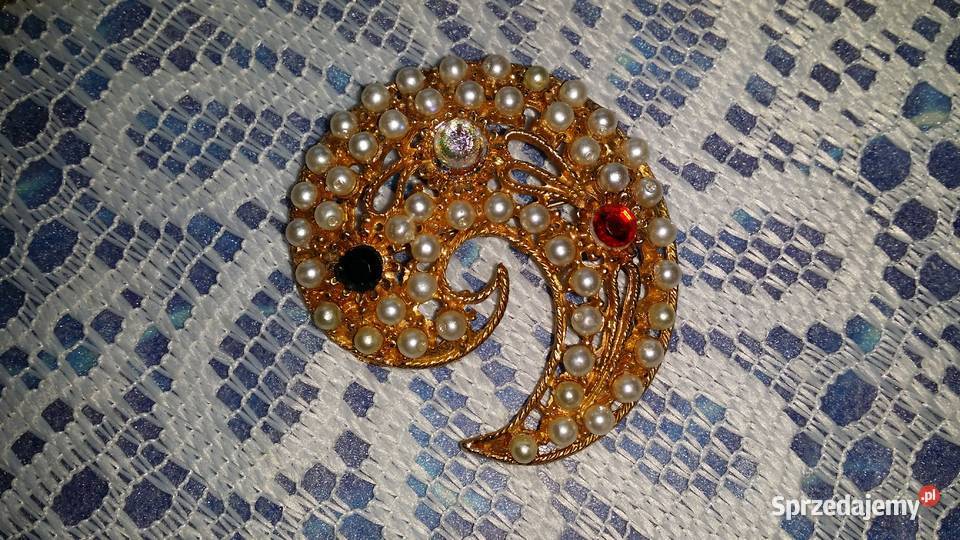 Stara broszka rogalik z perełkami Ochojno