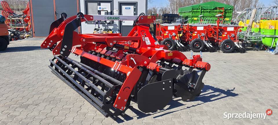 SHARK 25 27 30 Agregat talerzowy GranoSystem Agregaty Zdany