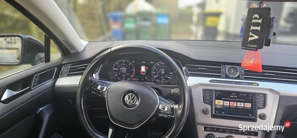 VOLSKWAGEN PASSAT B8 Bączek sprzedam