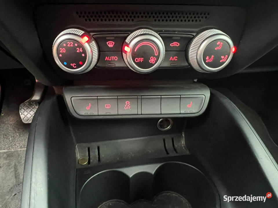 Audi A1 3drzwiowe 10TFSI SLine Zarejestrowany 8X 2/3 Baranowo