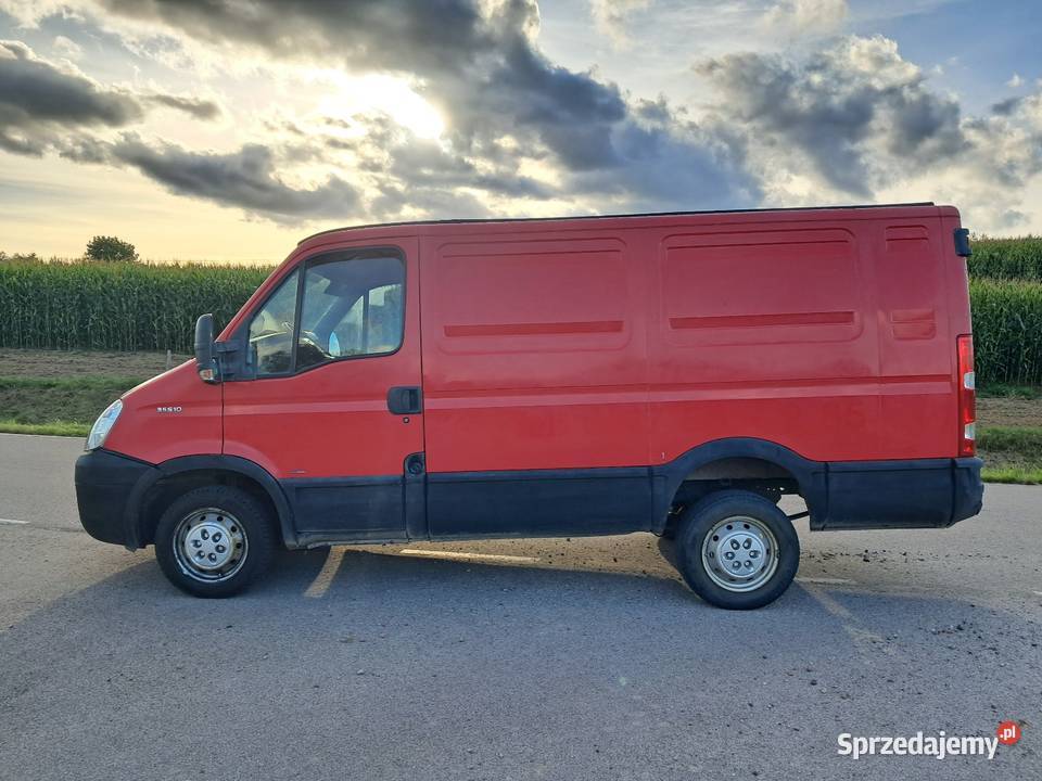 Iveco Daily 2007 23 136 blaszak Suwałki