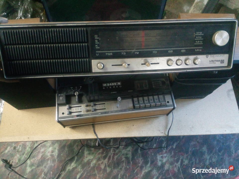 Magnetofon szpulowy i radio Unitra Ostrów Wielkopolski