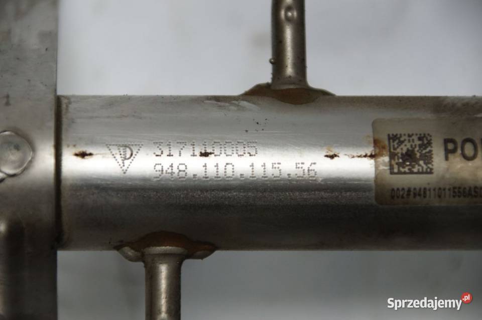 LISTWA WTRYSKOWA PORSCHE PANAMERA TURBO 970