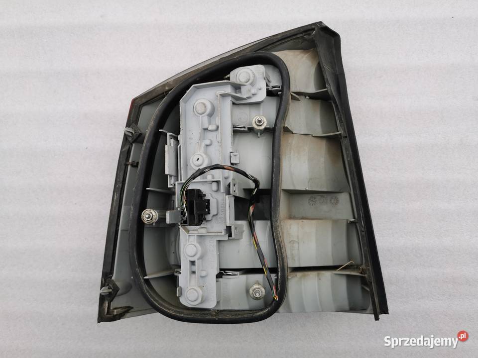 Lampa Prawy Tył Tylna Prawa Opel Vectra C GTS Wyszków