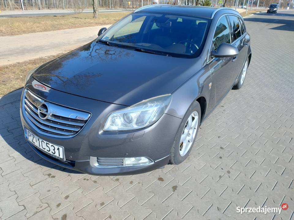 Opel Insignia A Sport Tourer 20 CDTI 160 2009r Toruń
