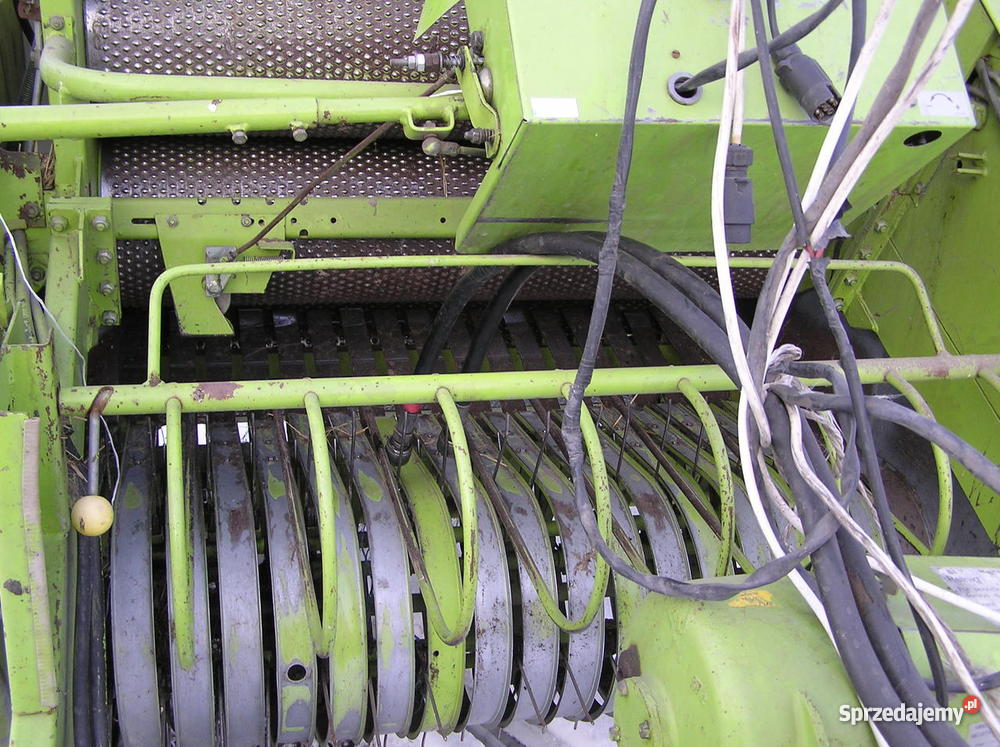 Prasa rolująca CLAAS ROLLANT 44 120x120 siatka s Drelów